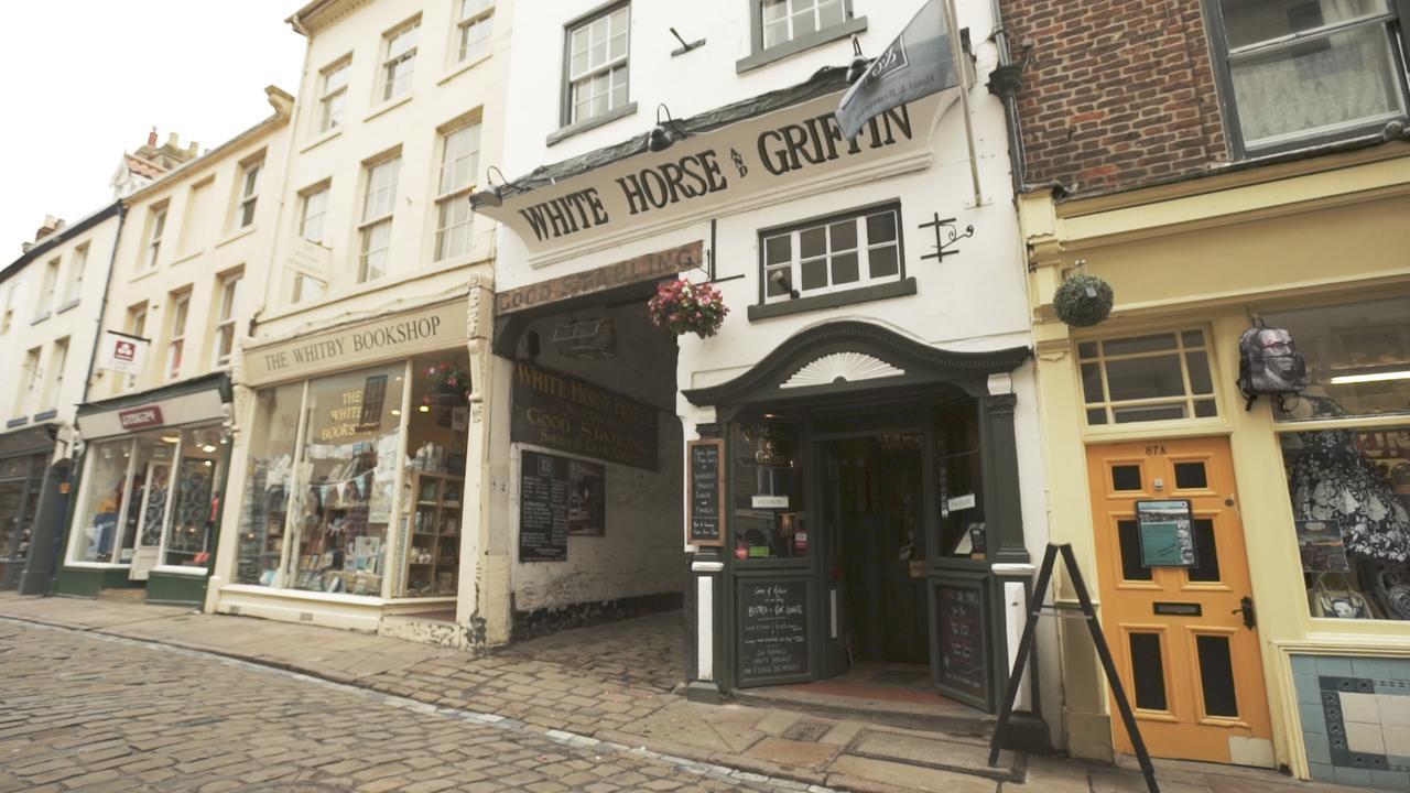 Готель White Horse & Griffin Вітбі Екстер'єр фото